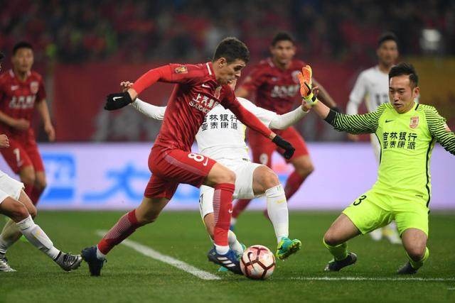 包含今夜佛罗伦萨再遭质疑——中超节点到来,细节曝光,控场能力成焦点的词条-u8官方在线