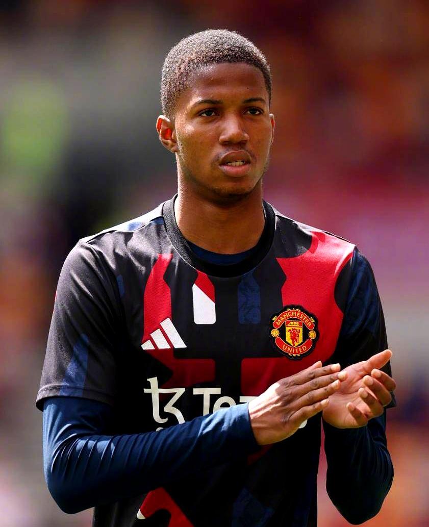 曼联踢欧联杯 -u8网页版