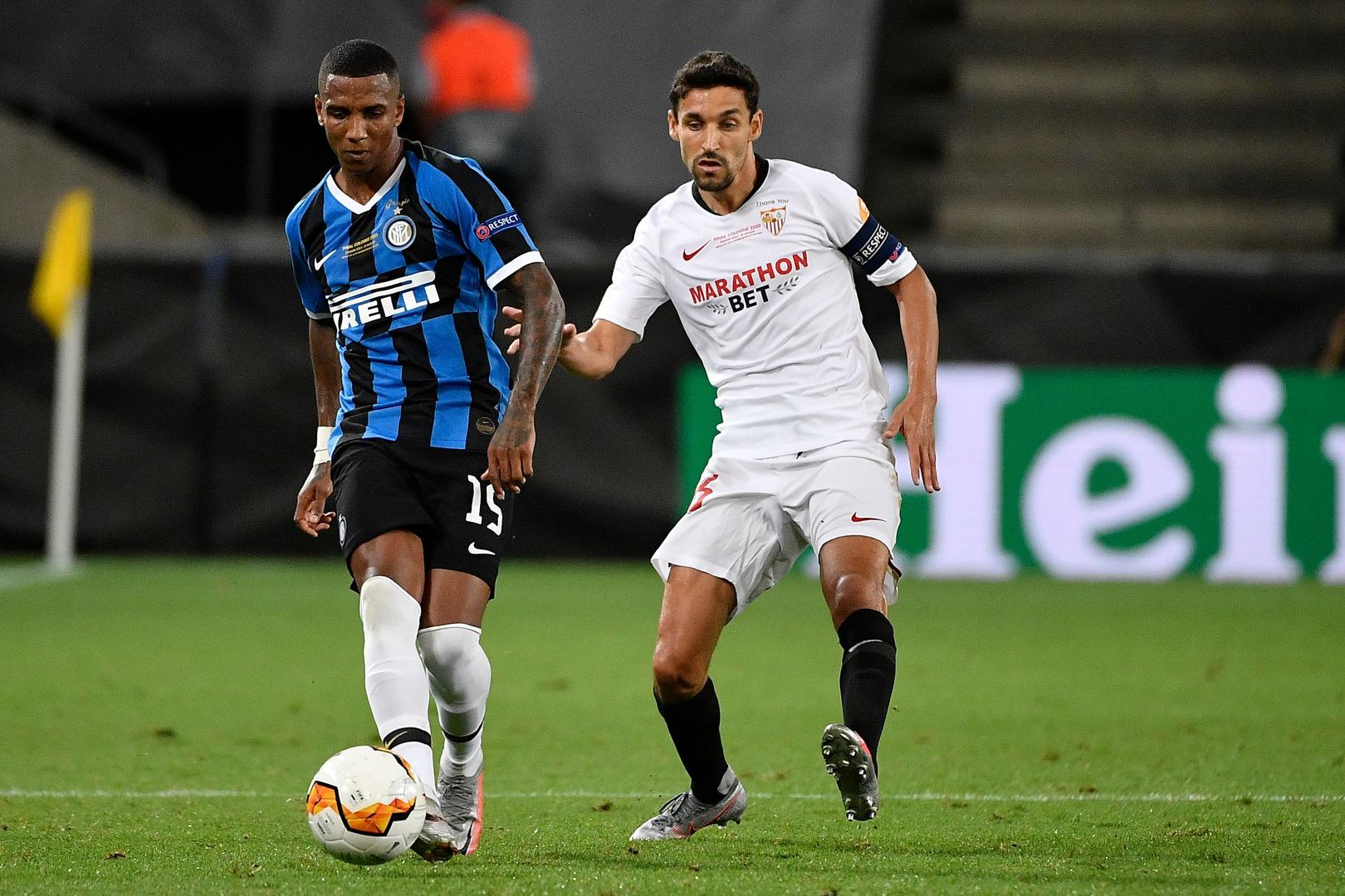 塞维利亚训练开放日，关键时刻篮板制胜引欢呼，欧联在即，数据趋势出现新变化(塞维利亚西班牙广场简介)-u8官方在线