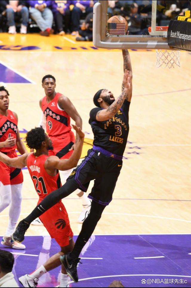 中超关键时刻走向成谜；多伦多猛龙完成体检；赛场秩序良好；细节决定成败的简单介绍